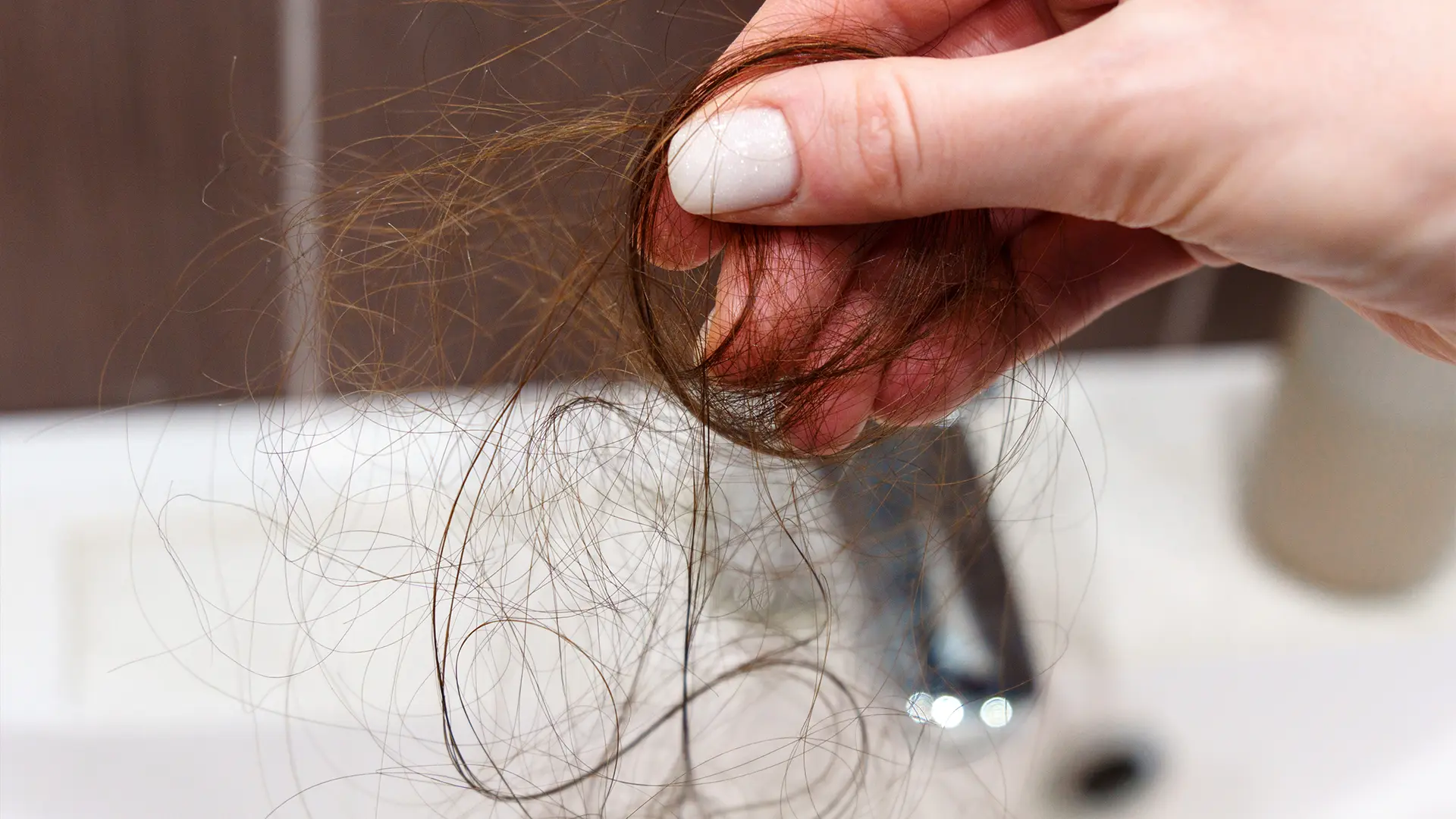 Dr. Alin Nicolescu: Despre căderea părului